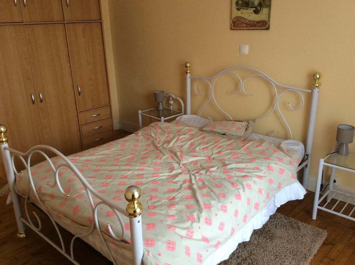 Le Petit Bijou Bed & Breakfast Saint-Fraigne Dış mekan fotoğraf